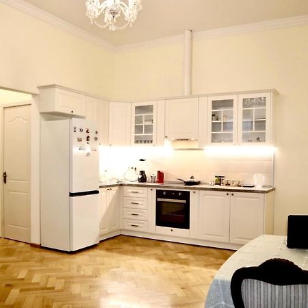 Mariko'S Apartment Τυφλίδα Εξωτερικό φωτογραφία